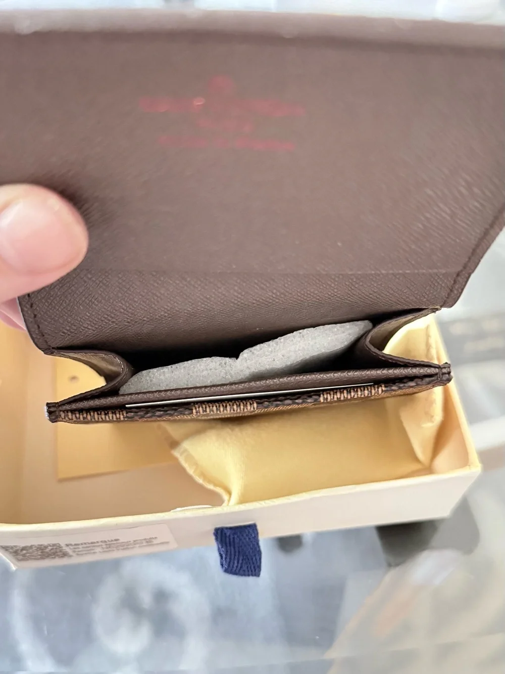 Damier Bifold Card Holder in Brown BNIB